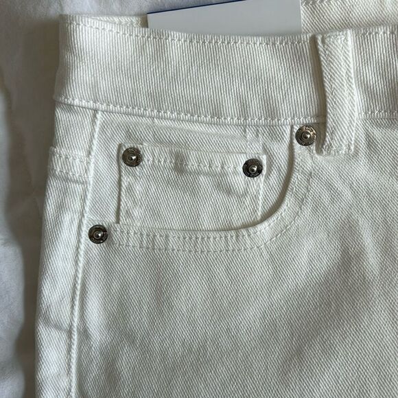 Juicy Couture White Denim Jean shorts, Size 10, 4” inseam, NWT - Picture 5 of 7